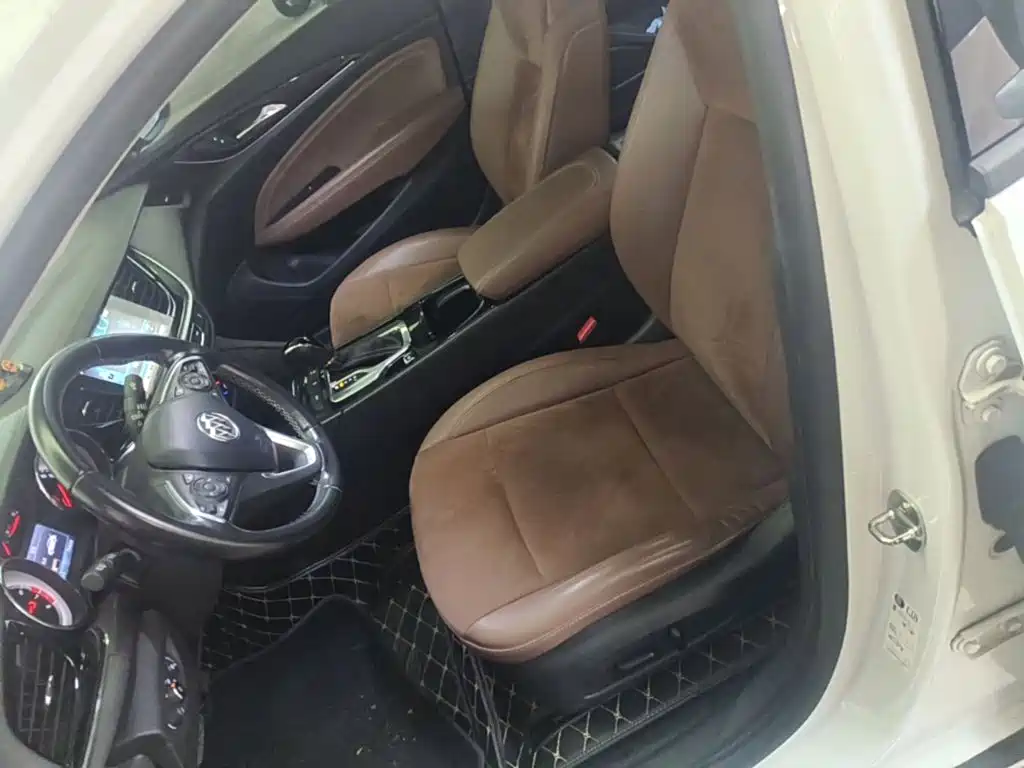 Buick Regal — фото 15