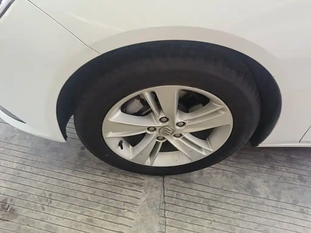 Buick Regal — фото 23