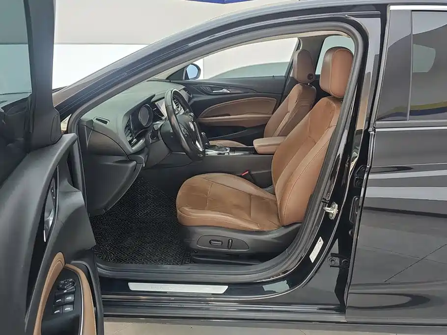 Buick Regal — фото 9
