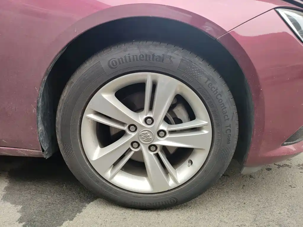 Buick Regal — фото 24