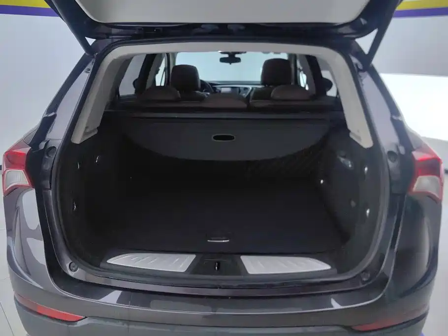 Buick Envision Plus — фото 4