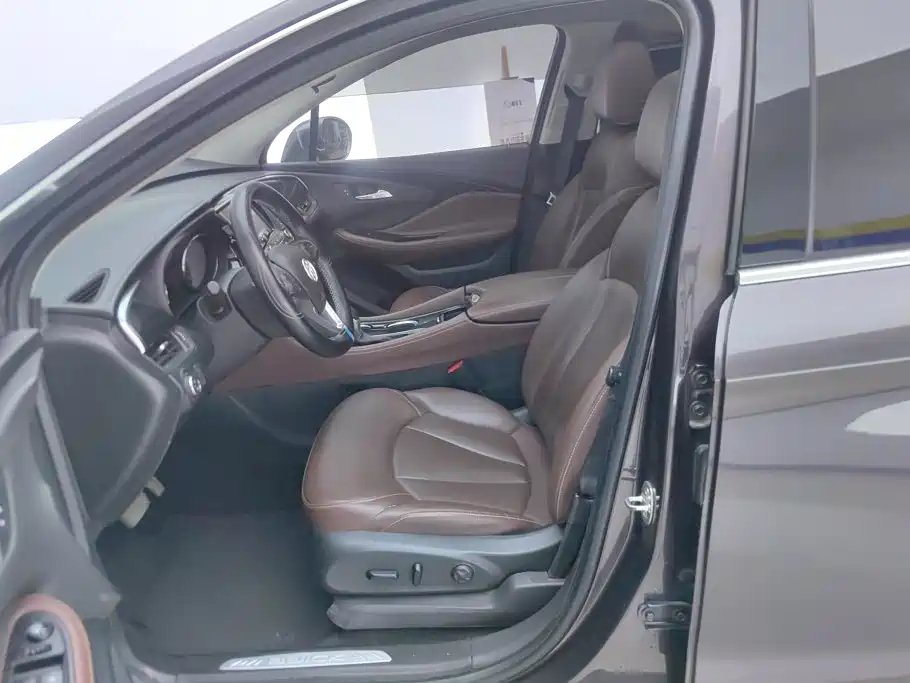 Buick Envision Plus — фото 9