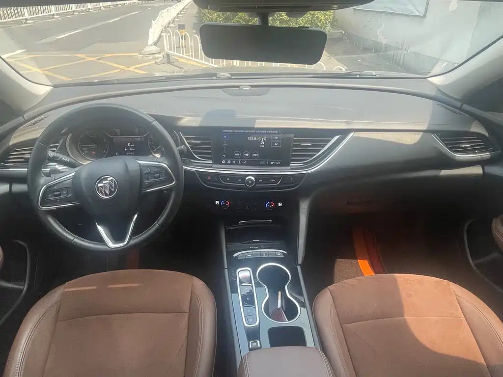 Buick Regal — фото 6