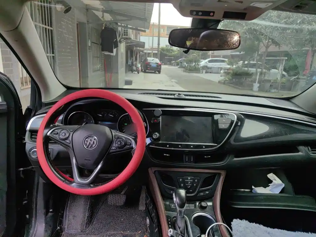Buick Envision Plus — фото 13