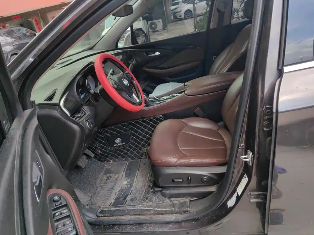 Buick Envision Plus — фото 8