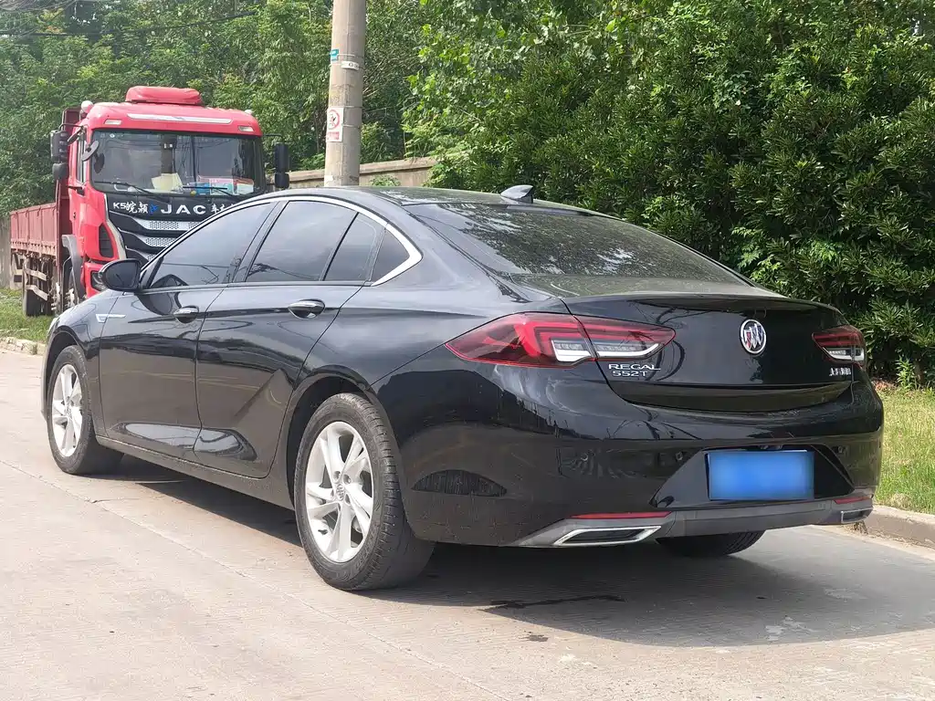 Buick Regal — фото 5