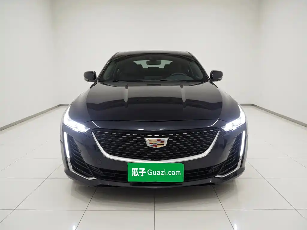 Cadillac CT5 — фото 2