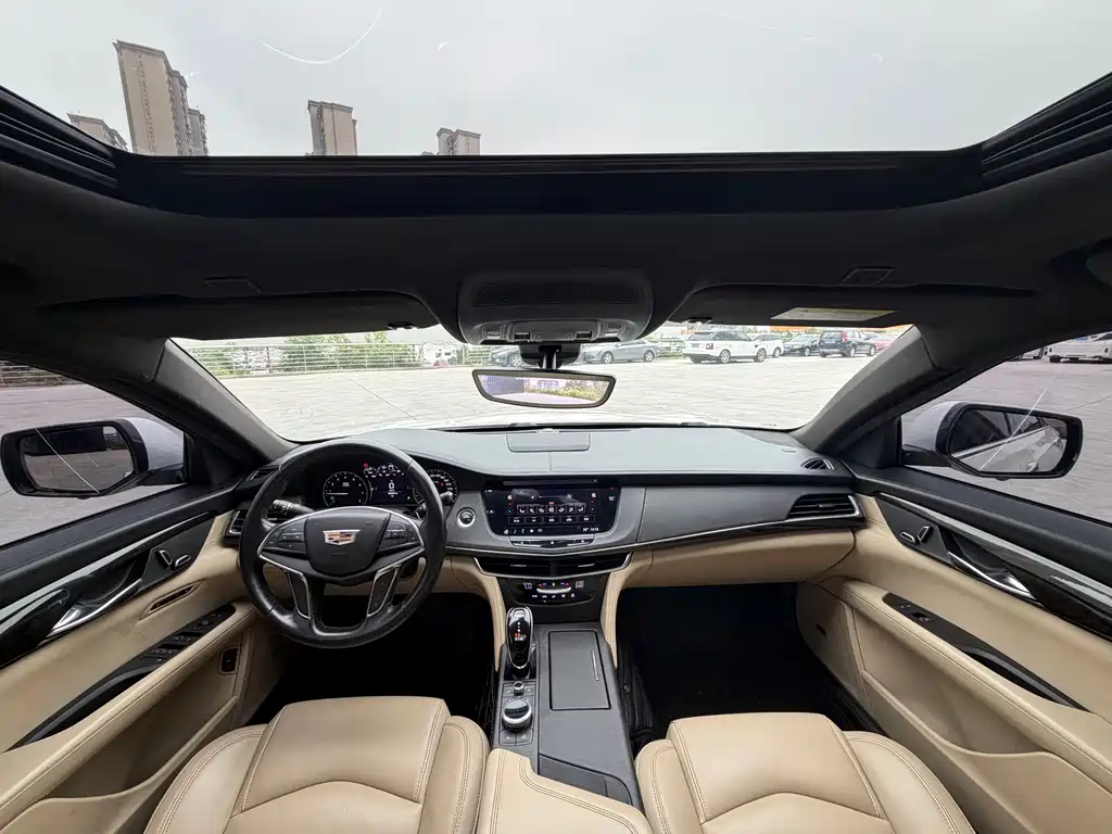 Cadillac CT6 — фото 11