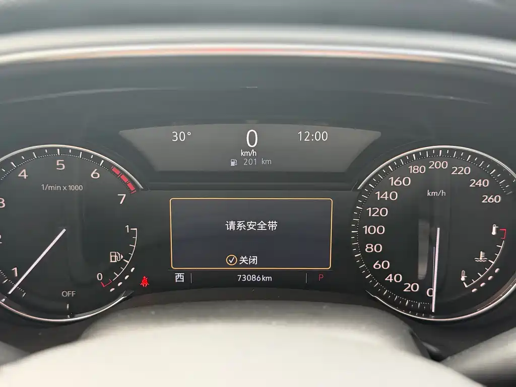 Cadillac CT5 — фото 4