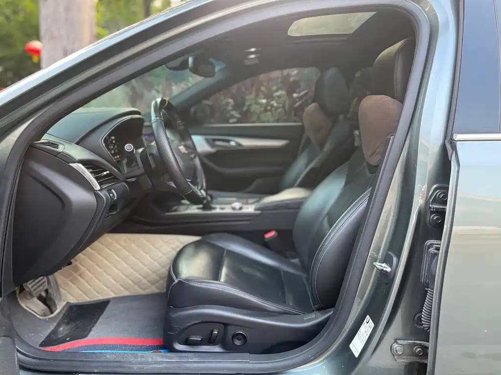 Cadillac CT5 — фото 3