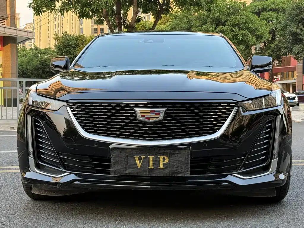 Cadillac CT5 — фото 2