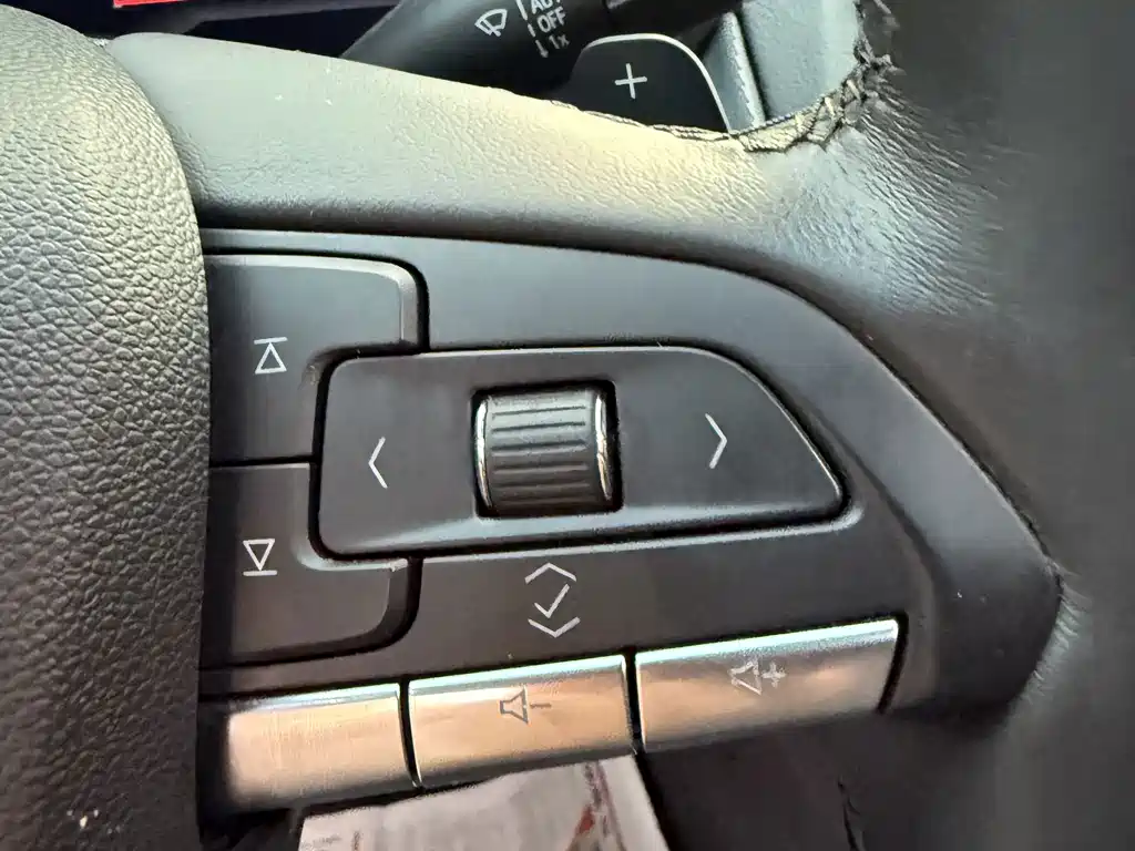 Cadillac CT5 — фото 30