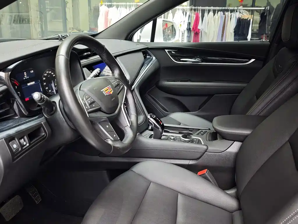 Cadillac XT5 — фото 4