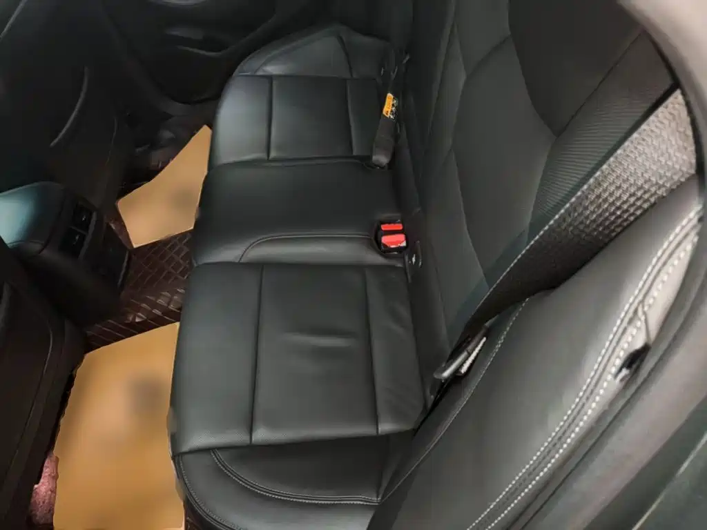 Cadillac CT5 — фото 17