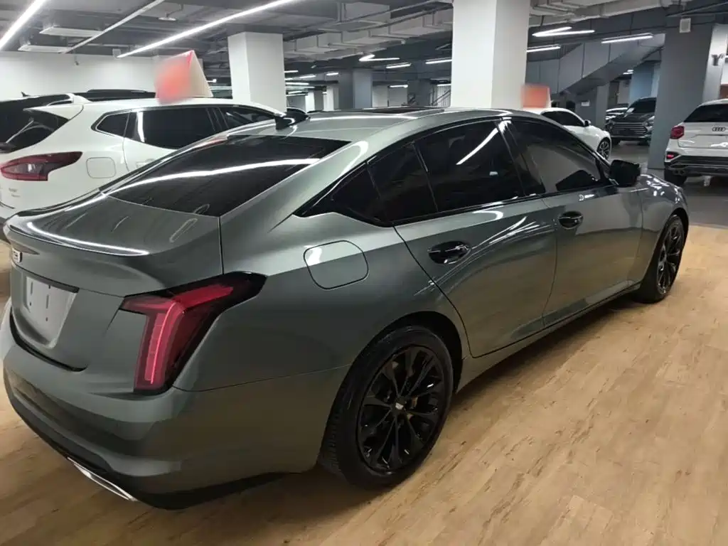 Cadillac CT5 — фото 7