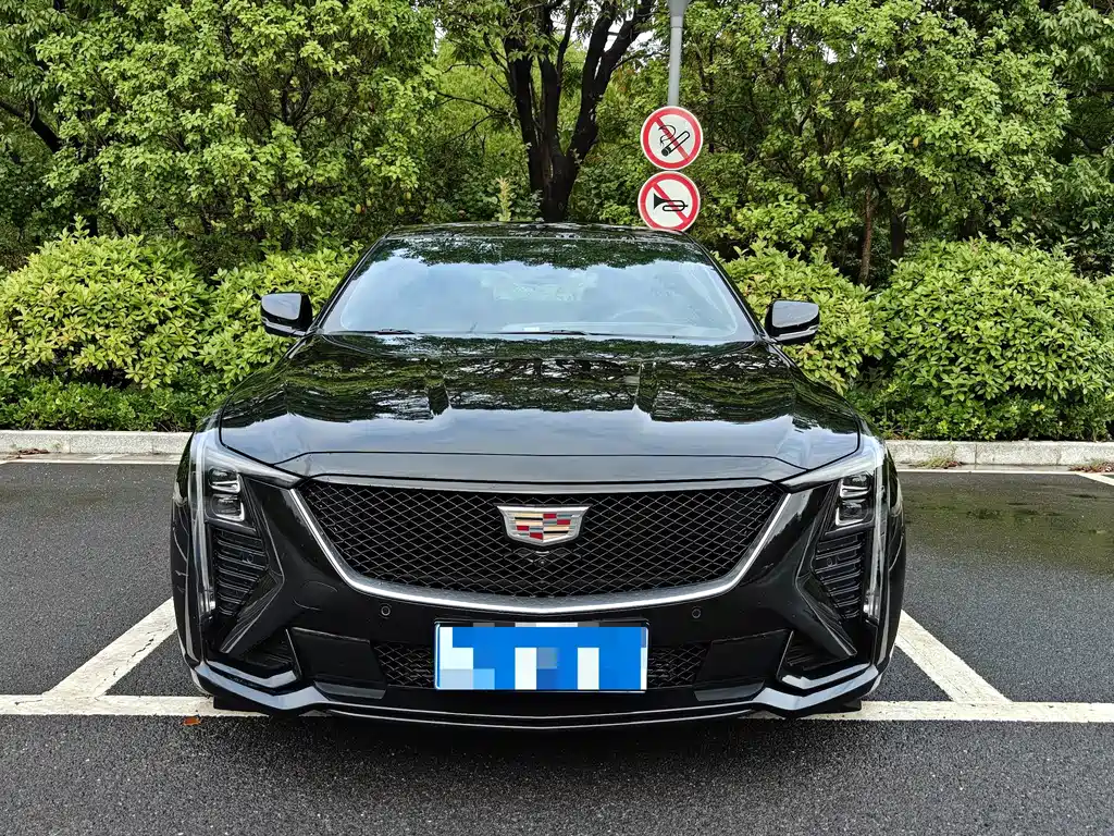 Cadillac CT5 — фото 2