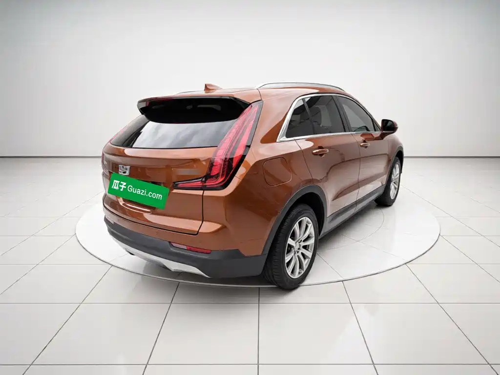 Cadillac XT4 — фото 4