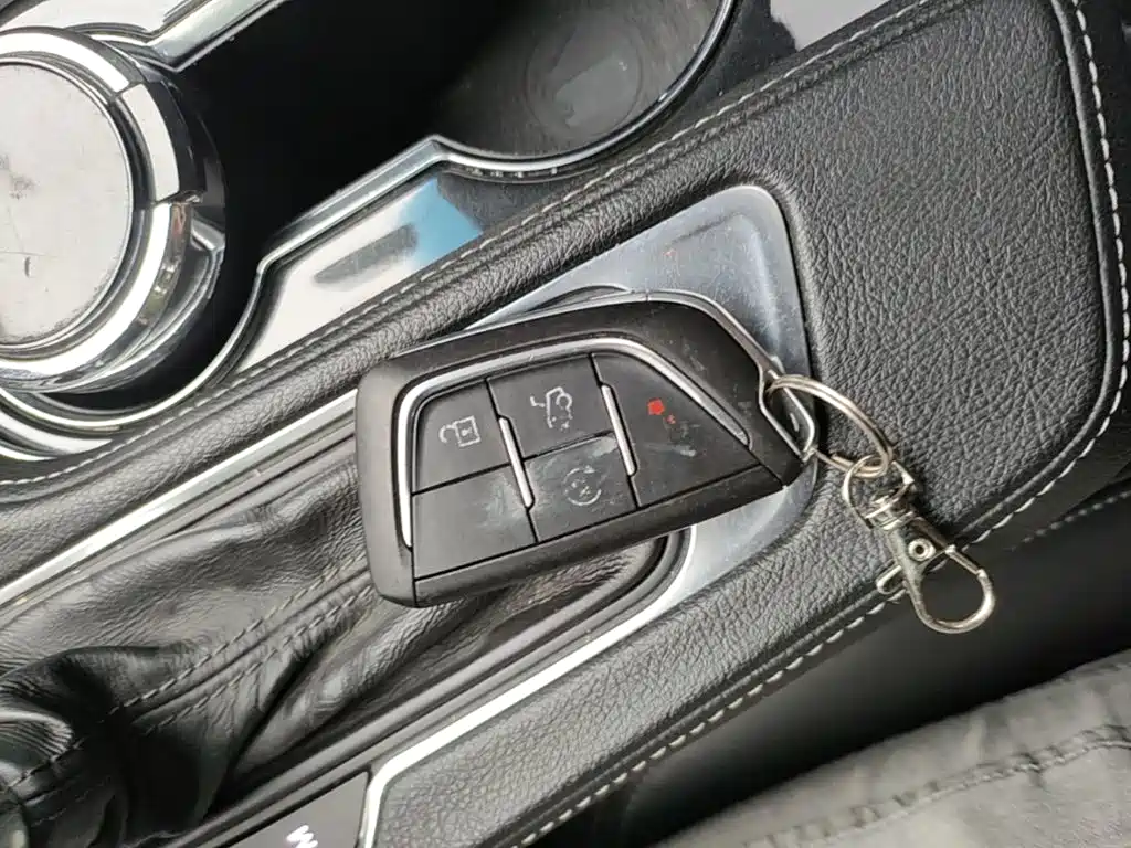 Cadillac CT4 — фото 9