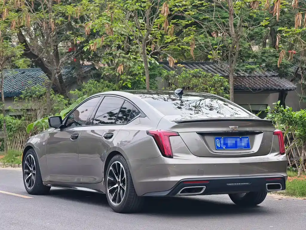 Cadillac CT5 — фото 3
