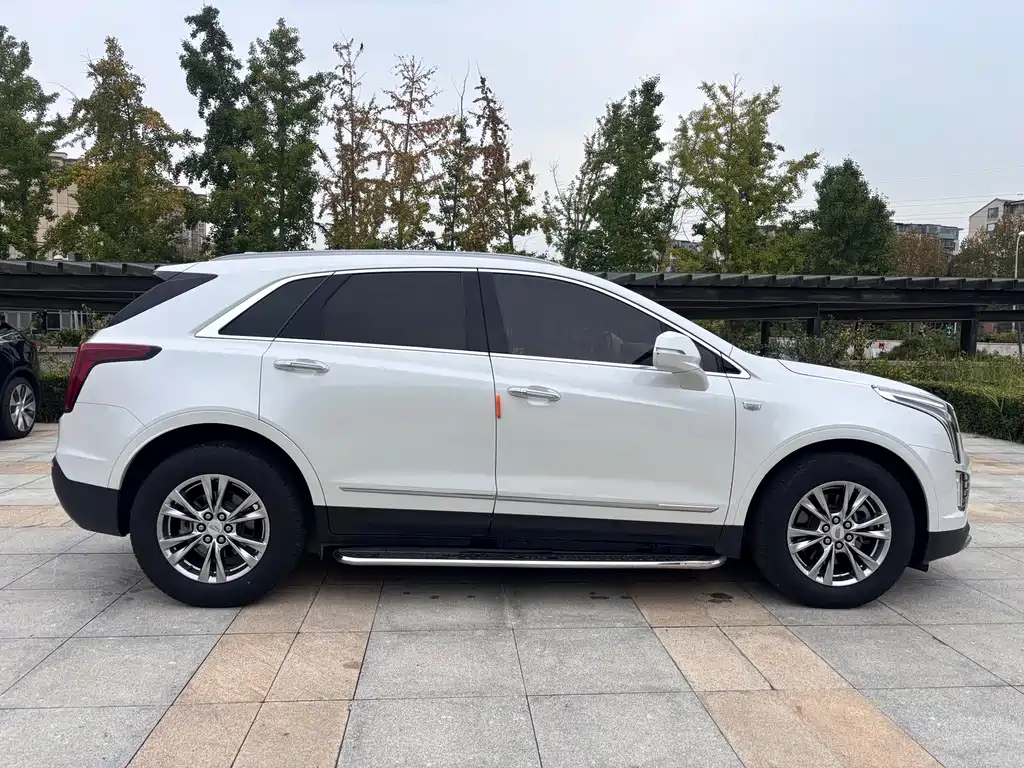 Cadillac XT5 — фото 4
