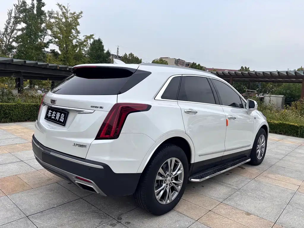 Cadillac XT5 — фото 7