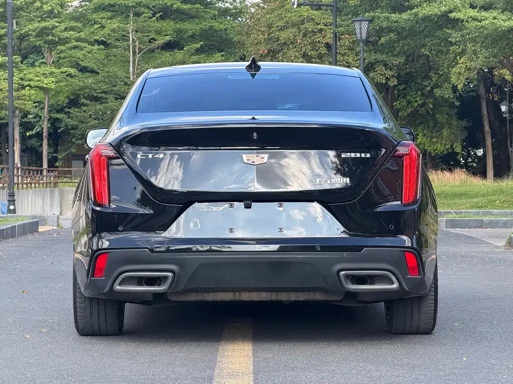 Cadillac CT4 — фото 6