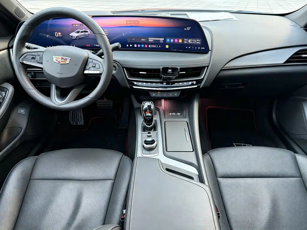 Cadillac CT5 — фото 4