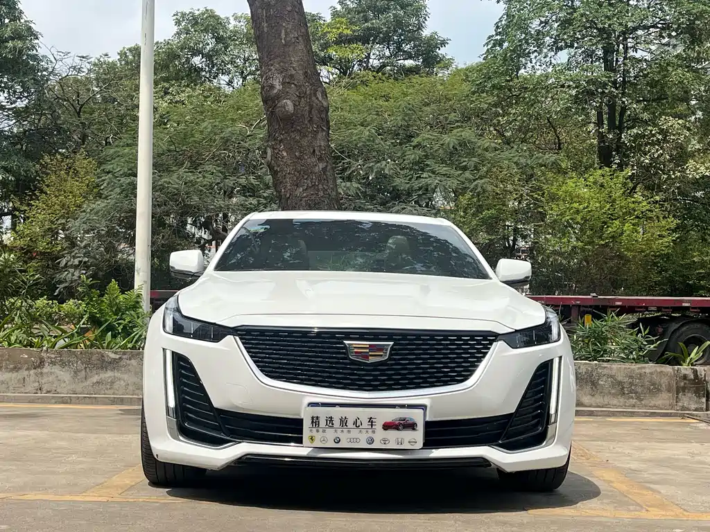 Cadillac CT5 — фото 2