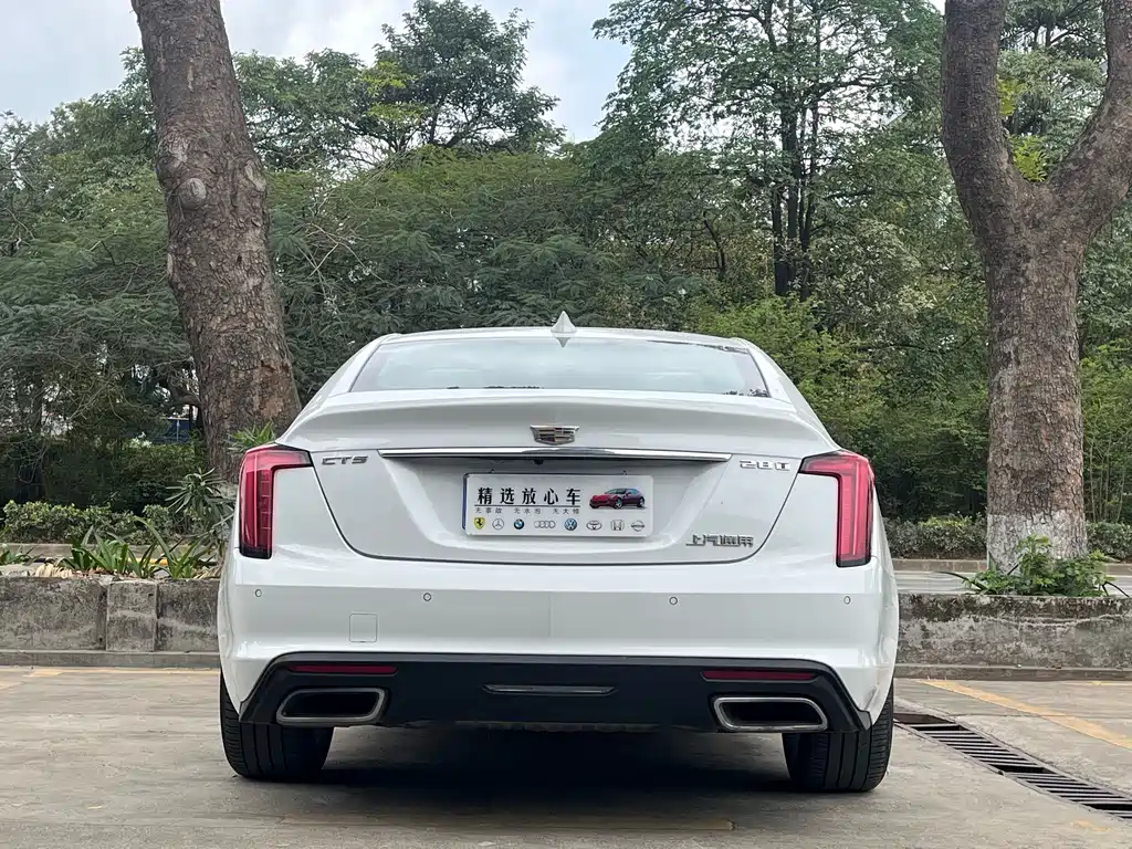 Cadillac CT5 — фото 5
