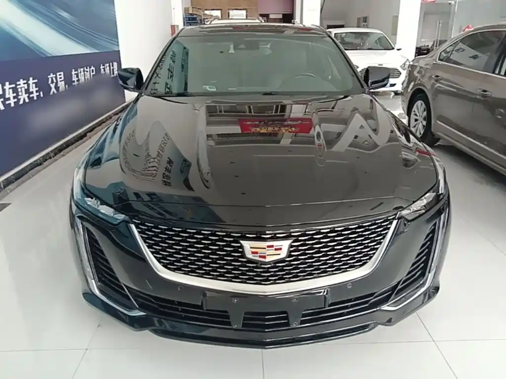Cadillac CT5 — фото 3