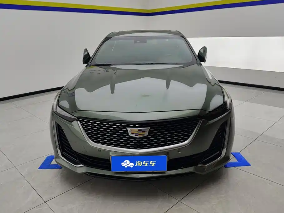 Cadillac CT5 — фото 2