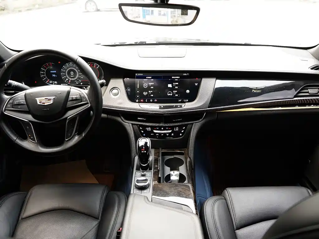 Cadillac CT6 — фото 6