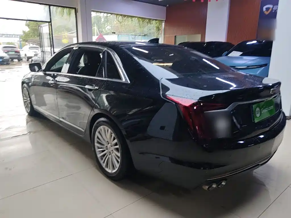 Cadillac CT6 — фото 5