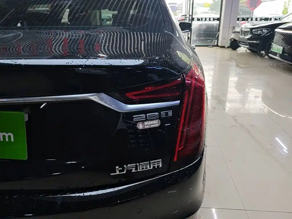 Cadillac CT6 — фото 8