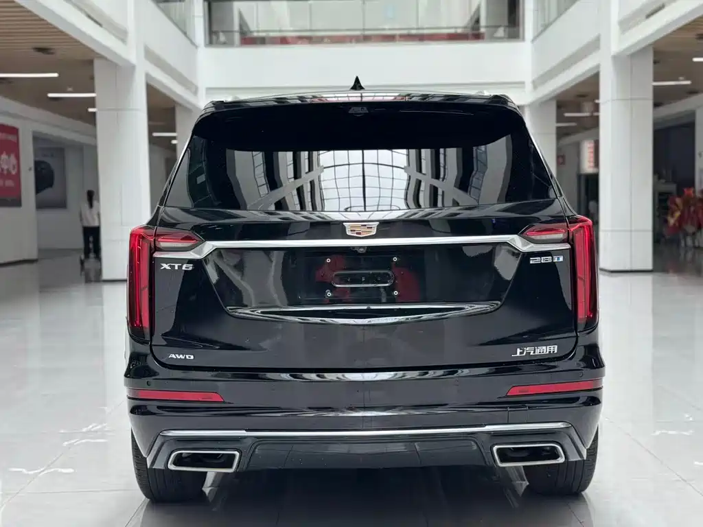 Cadillac XT6 — фото 6