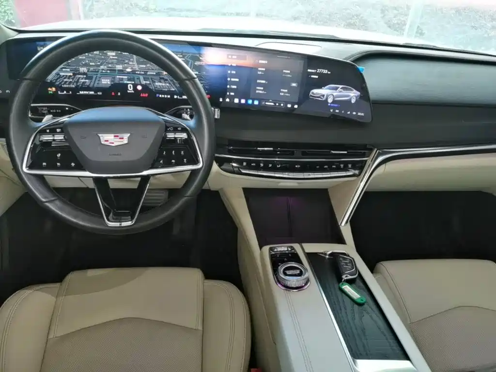 Cadillac CT6 — фото 10