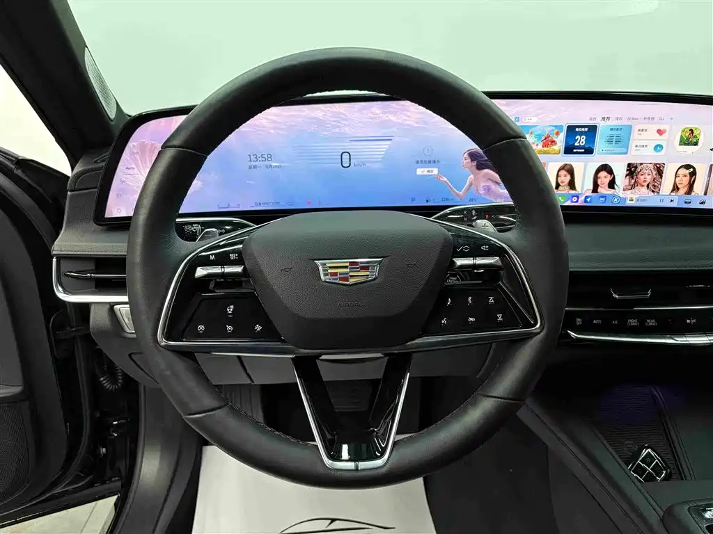 Cadillac CT6 — фото 10