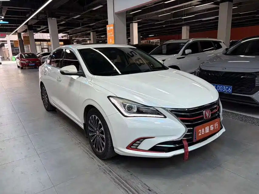 Changan Eado — фото 3
