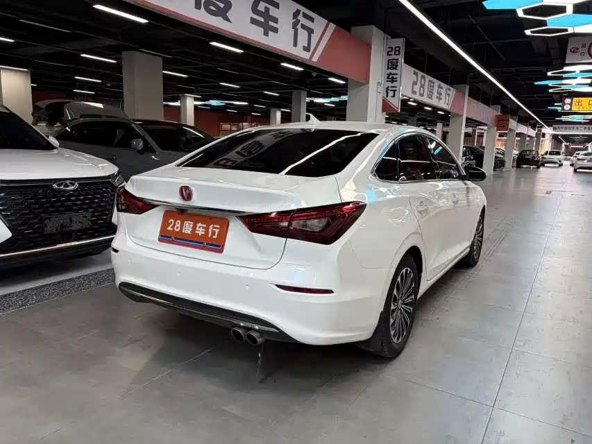 Changan Eado — фото 9