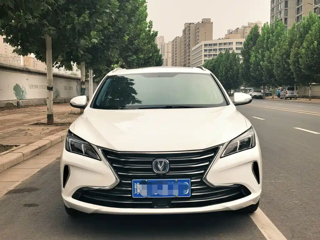 Changan Eado XT — фото 2