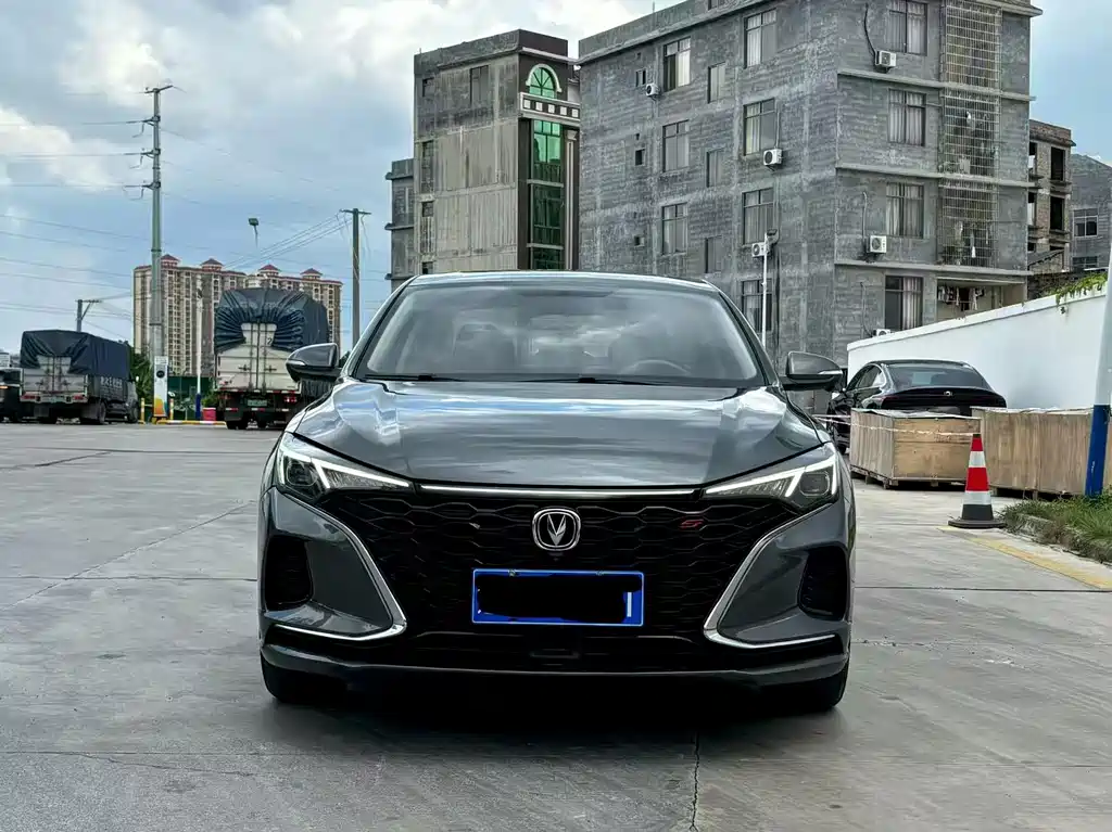 Changan Eado — фото 2