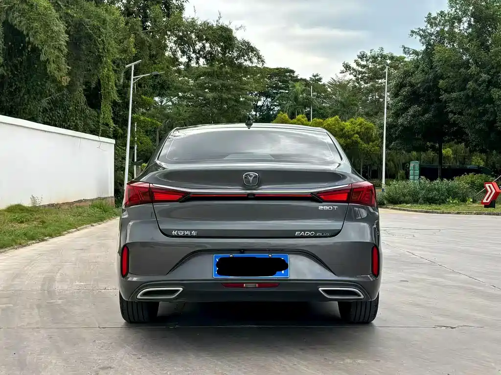 Changan Eado — фото 5