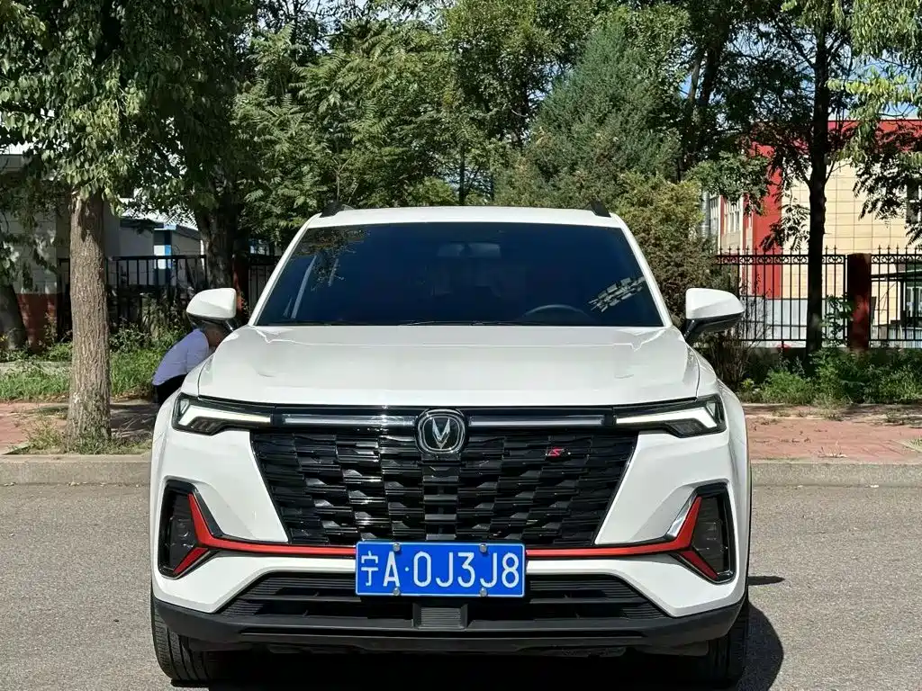Changan CS35PLUS — фото 2