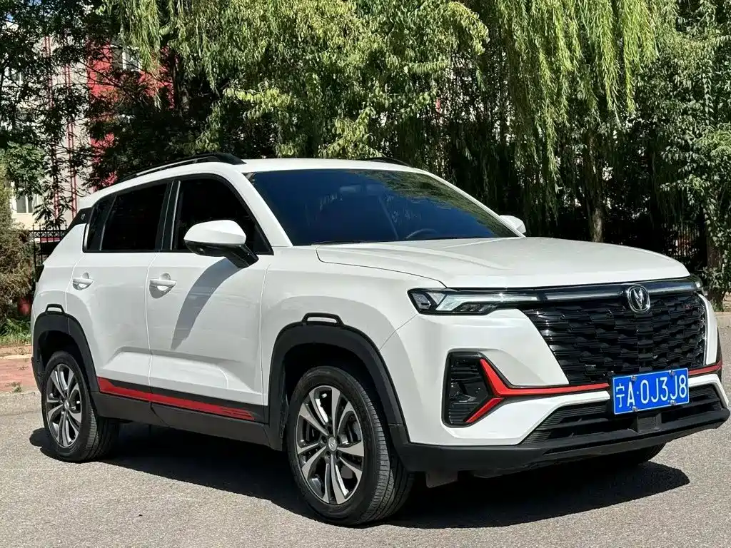 Changan CS35PLUS — фото 3
