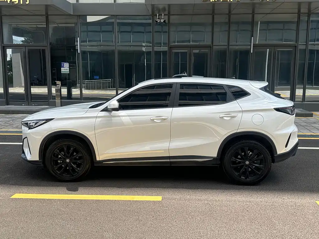 Changan X5 PLUS — фото 3