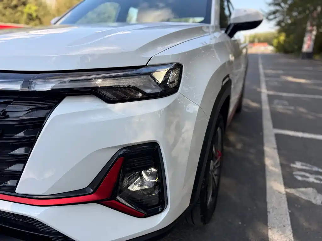 Changan CS35PLUS — фото 10
