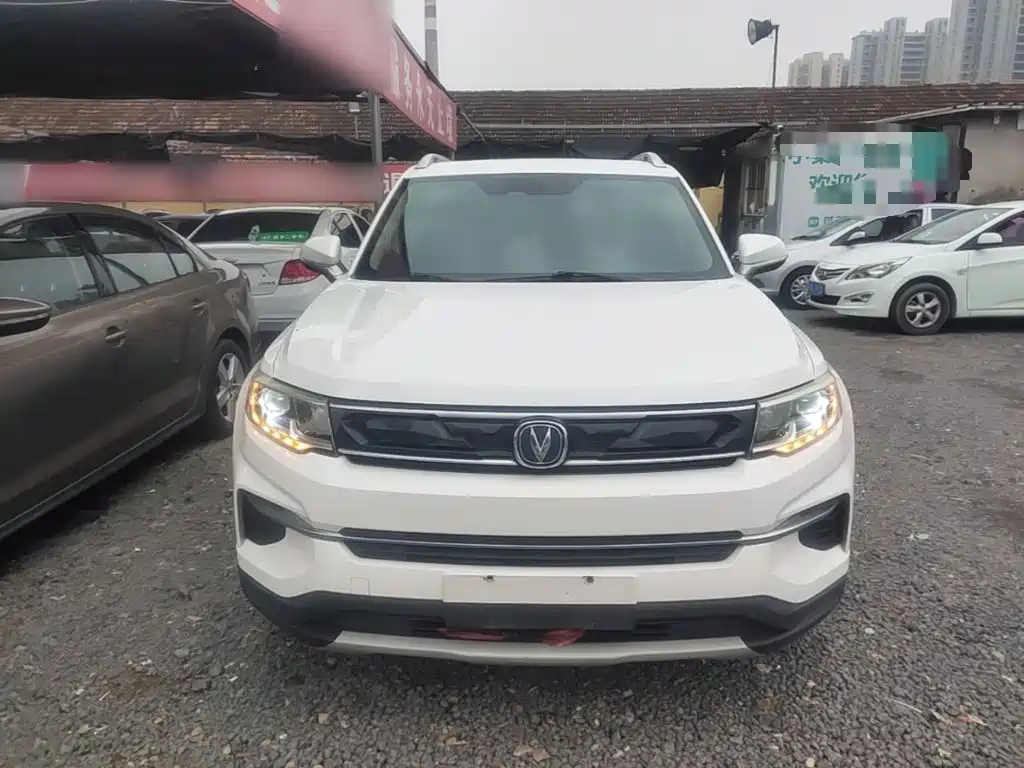 Changan CS35PLUS — фото 3