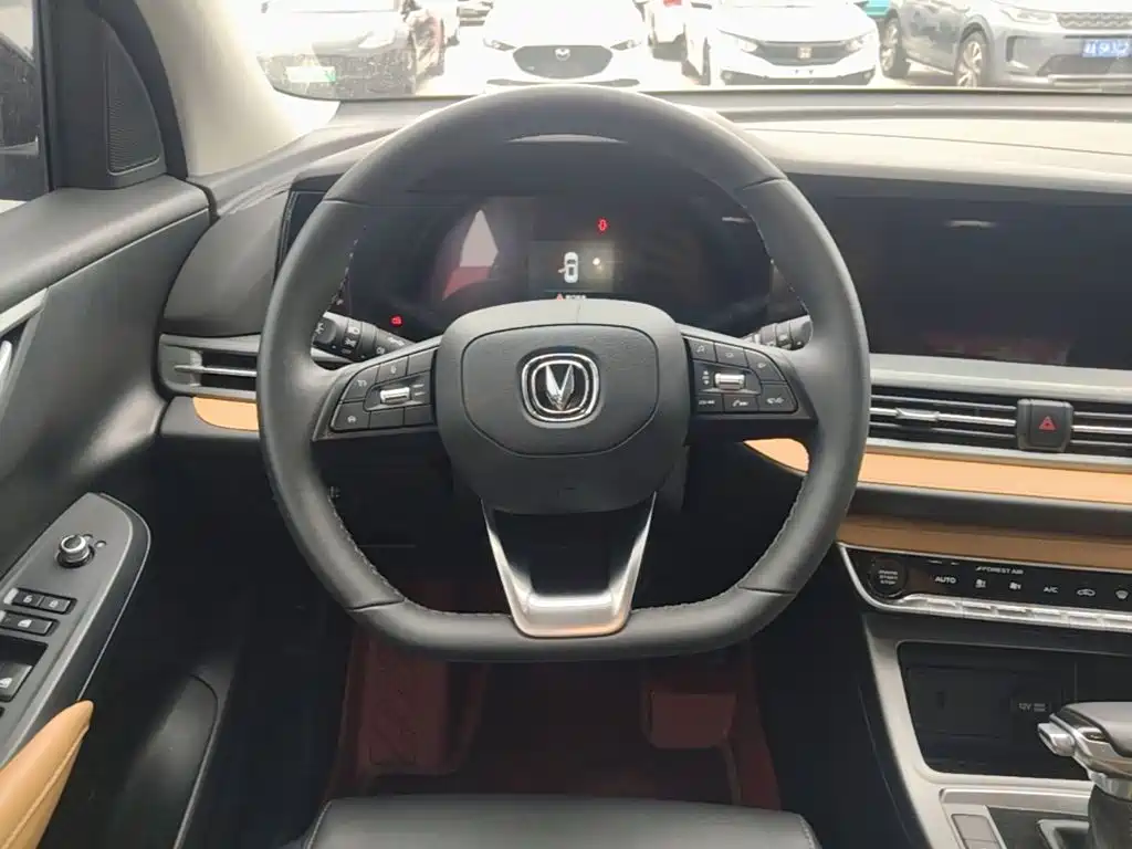 Changan CS55PLUS — фото 11