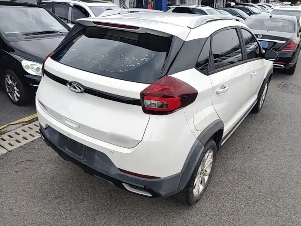 Chery Tiggo 3x — фото 7