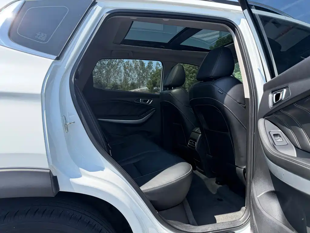Chery Tiggo 7 — фото 11